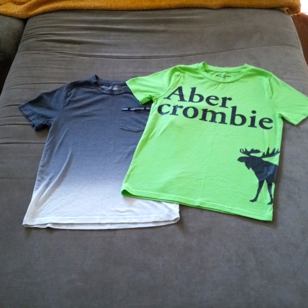 Boys abercrombie tshirts size 9/10